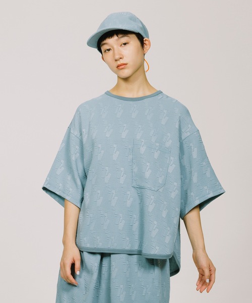 sneeuw（スニュウ）の「カット&フォールドプルオーバー（Tシャツ/カットソー・レディース・アイボリー/サックスブルー・1/3）」の2枚目の写真