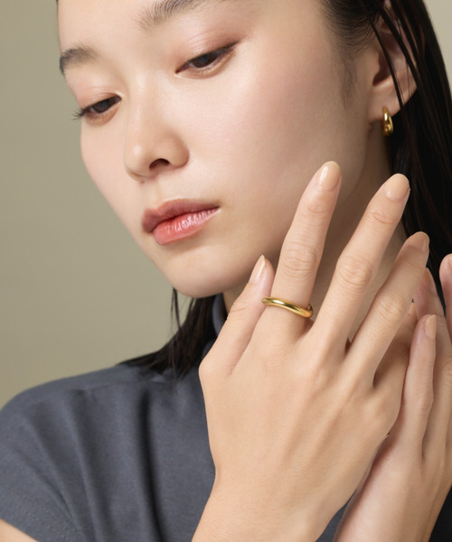 ciite' surgical stainless(シーテサージカルステンレス)の「【 金属アレルギー対応 】 ニュアンスリング サージカルステンレス(リング・レディース・ゴールド・13号/11号/9号)」の11枚目の写真