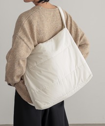 for/c（フォーシー）の「撥水中綿ステッチバッグ【サスティナブル】（ショルダーバッグ）」