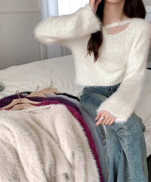 Miniministore(ミニミニストア)の「クロップド丈シャギーニット Vネック長袖(ニット/セーター・レディース・ダークパープル/ブラック/アイボリー/グレー/ブラウン/ベージュ/レッドパープル・FREE)」の20枚目の写真