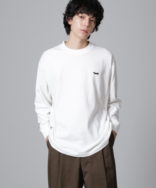 PENNEYS(ぺニーズ)の「PENNEYS/PENNEYS BLACK ワンポイントTシャツ長袖(Tシャツ/カットソー・メンズ・チャコール/ホワイト・M/L)」の3枚目の写真