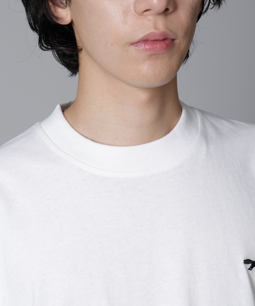 PENNEYS(ぺニーズ)の「PENNEYS/PENNEYS BLACK ワンポイントTシャツ長袖(Tシャツ/カットソー・メンズ・チャコール/ホワイト・M/L)」の20枚目の写真