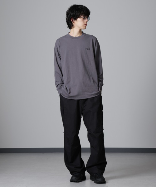 PENNEYS(ぺニーズ)の「PENNEYS/PENNEYS BLACK ワンポイントTシャツ長袖(Tシャツ/カットソー・メンズ・チャコール/ホワイト・M/L)」の15枚目の写真