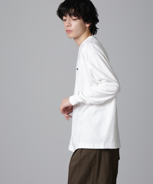 PENNEYS(ぺニーズ)の「PENNEYS/PENNEYS BLACK ワンポイントTシャツ長袖(Tシャツ/カットソー・メンズ・チャコール/ホワイト・M/L)」の4枚目の写真