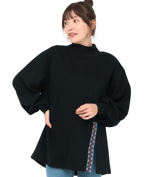 チチカカ(チチカカ)の「アシメスリットプルオーバー(Tシャツ/カットソー・レディース・ベージュ/グリーン/パープル/ブラック・FREE)」の5枚目の写真