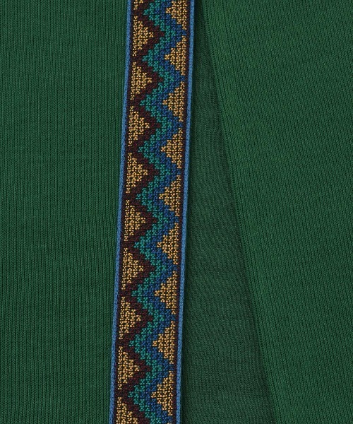 チチカカ(チチカカ)の「アシメスリットプルオーバー(Tシャツ/カットソー・レディース・ベージュ/グリーン/パープル/ブラック・FREE)」の15枚目の写真