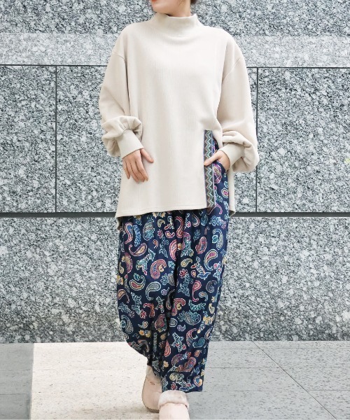 チチカカ(チチカカ)の「アシメスリットプルオーバー(Tシャツ/カットソー・レディース・ベージュ/グリーン/パープル/ブラック・FREE)」の22枚目の写真