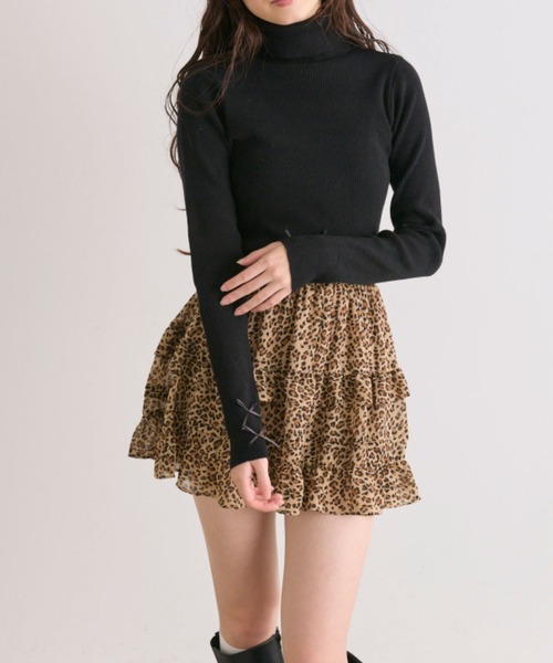 OLIVE des OLIVE（オリーブデオリーブ）の「ティアードミニフリルスカート（スカート・レディース・オフホワイト/レオパード/ホワイト系その他・FREE）」の5枚目の写真