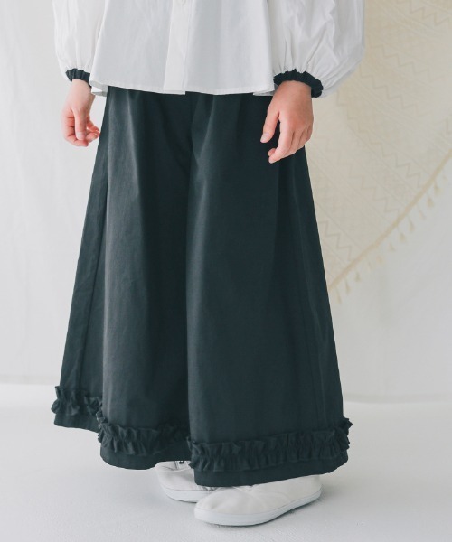 NHT（エヌエイチティー）の「NHT/エヌエイチティー フリルロングパンツ（その他パンツ・キッズ・ブルー系その他7/ベージュ系その他6/ブラック・120cm/130cm/140cm/150cm/160cm/110cm）」の2枚目の写真