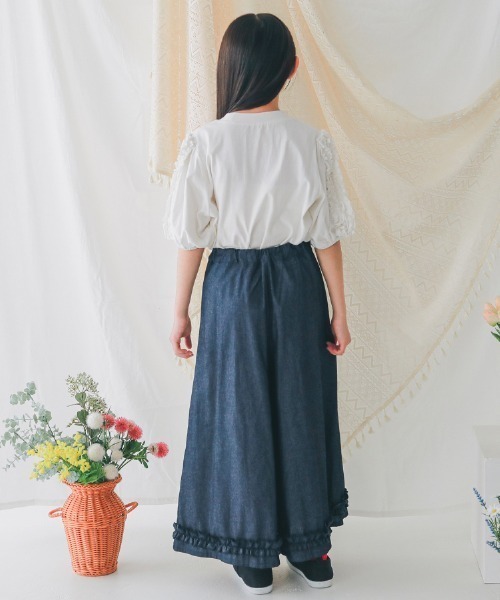 NHT（エヌエイチティー）の「NHT/エヌエイチティー フリルロングパンツ（その他パンツ・キッズ・ブルー系その他7/ベージュ系その他6/ブラック・120cm/130cm/140cm/150cm/160cm/110cm）」の11枚目の写真