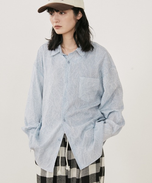 MERLOT（メルロー）の「オーバーサイズワッシャーカラーシャツ/秋服（シャツ/ブラウス・レディース・ブルー/イエロー・FREE）」の13枚目の写真