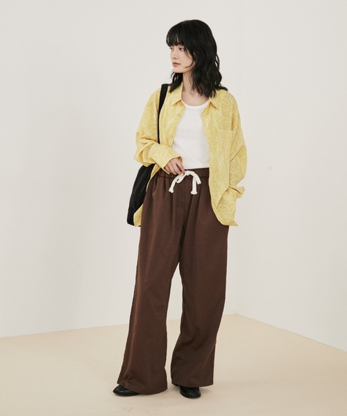 MERLOT（メルロー）の「オーバーサイズワッシャーカラーシャツ/秋服（シャツ/ブラウス・レディース・ブルー/イエロー・FREE）」の9枚目の写真