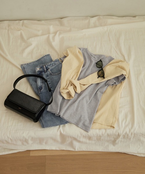 CHAN ME（チャンミ）の「ラウンドネック半袖Tシャツ（Tシャツ/カットソー・レディース・グレー/チャコールグレー/ブラック/ホワイト/ピンク/ネイビー・MEDIUM/LARGE/X-LARGE）」の14枚目の写真