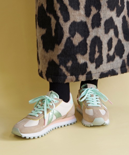 ASFVLT(アスファルト)の「ASFVLT (アスファルト) / ローカットスニーカー GATE(スニーカー・レディース・ブルー系/ベージュ系2/ベージュ系/レッド/グリーン/ホワイト/ベージュ系3/ブルー/ブラック/ベージュ系1/ホワイト×グレー/グレー×ピンク・40/39/38/37/41/45/44/43/42/36)」の16枚目の写真