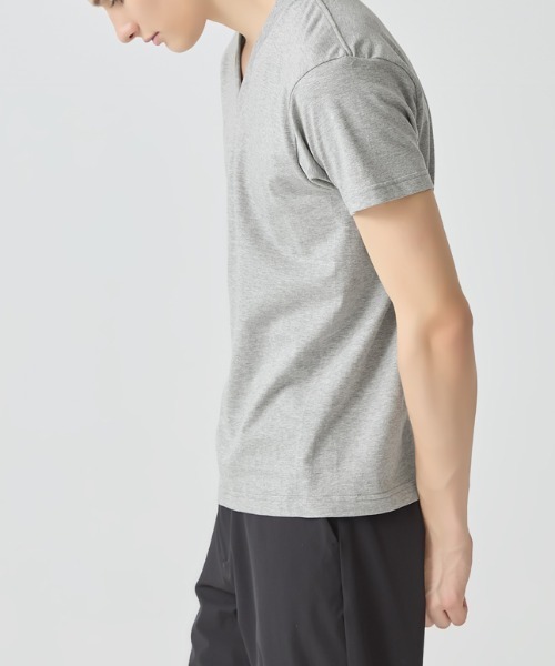 BODY WILD(ボディーワイルド)の「BODY WILD/ボディワイルド Vネック Tシャツ 抗菌防臭加工 2枚組 綿100%(Tシャツ/カットソー・メンズ・ホワイト/ブラック/杢グレー・MEDIUM/LARGE/X-LARGE)」の16枚目の写真