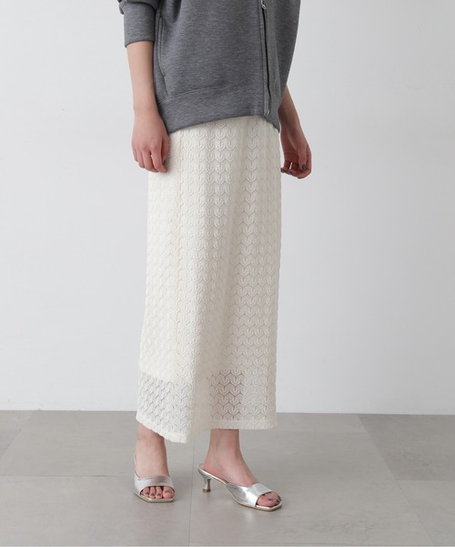 N.（N. Natural Beauty Basic）（エヌエヌナチュラルビューティーベーシック）の「レースストレートスカート（スカート・レディース・ブラック/オフホワイト・MEDIUM）」の4枚目の写真