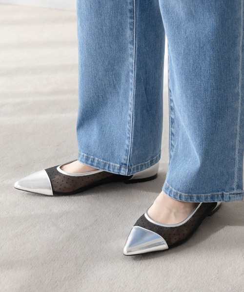 Elura(エルーラ)の「シアードットパンプス/289252(パンプス・レディース・シルバー/ブラック・MEDIUM/LARGE)」の1枚目の写真