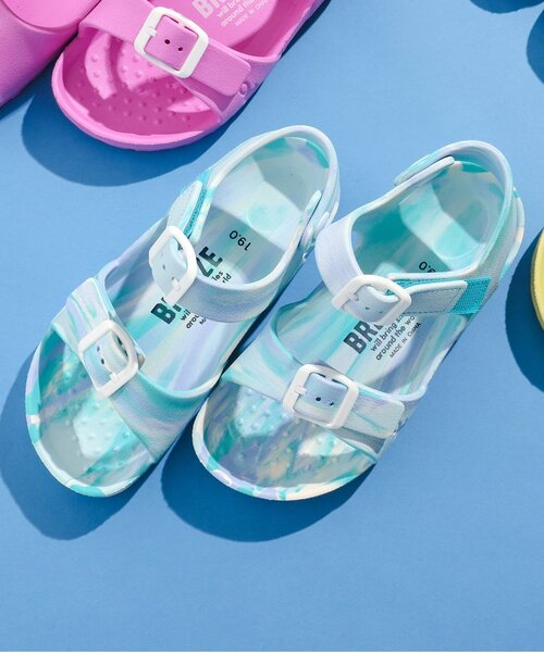 BREEZE(ブリーズ)の「EVAサンダル(サンダル・キッズ・グリーン/レインボー/ピンク/ライム/ブラック/ベージュ/ブルー/グレー・14/15 /16/17/18/19/20/21/13)」の5枚目の写真