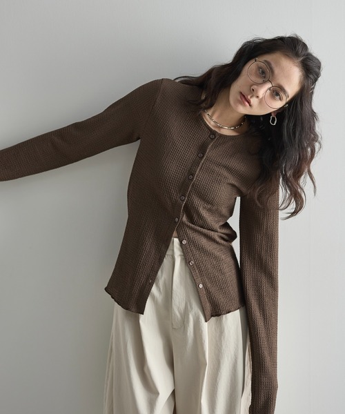 THE YOn(ザヨン)の「2WAYリップルジャガードサマーカーディガン(Tシャツ/カットソー・レディース・アイボリー/ライム/ブラウン/ミント・FREE)」の10枚目の写真