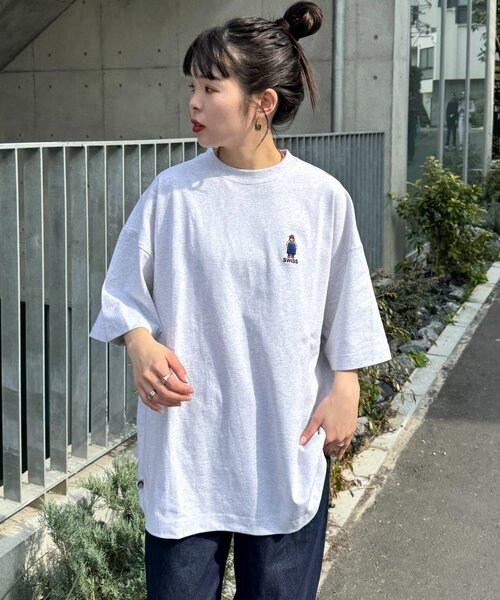 CIAOPANIC TYPY（チャオパニックティピー）の「【ojisan】ユニセックスワンポイントサガラ刺繍半袖Tee（Tシャツ/カットソー・レディース・イエロー/ホワイト系その他/ホワイト/チャコールグレー/グレー/ブラック系その他/ホワイト系その他2/グリーン系その他・LARGE/MEDIUM）」の12枚目の写真