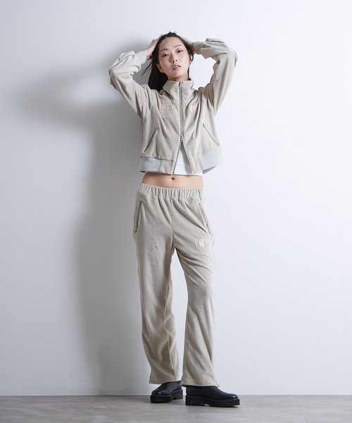 PARIS SAINT-GERMAIN(パリサンジェルマン)の「【Paris Saint-Germain / パリ・サン=ジェルマン】 PILE CROP TRACK JACKET(その他アウター・レディース・アイボリー/ネイビー・FREE)」の12枚目の写真