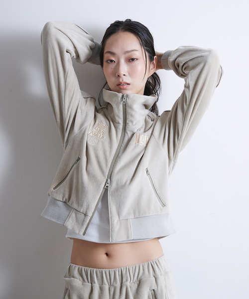 PARIS SAINT-GERMAIN(パリサンジェルマン)の「【Paris Saint-Germain / パリ・サン=ジェルマン】 PILE CROP TRACK JACKET(その他アウター・レディース・アイボリー/ネイビー・FREE)」の14枚目の写真