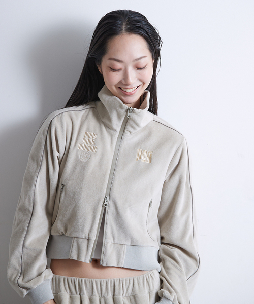 PARIS SAINT-GERMAIN(パリサンジェルマン)の「【Paris Saint-Germain / パリ・サン=ジェルマン】 PILE CROP TRACK JACKET(その他アウター・レディース・アイボリー/ネイビー・FREE)」の18枚目の写真