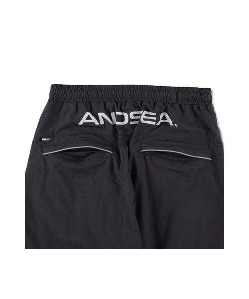 WIND AND SEA(ウィンダンシー)の「Piping 2Way Track Pant(その他パンツ・メンズ・ブラック/チャコールグレー・MEDIUM/LARGE/X-LARGE/SMALL)」の7枚目の写真