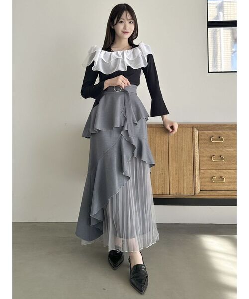 dazzlin（ダズリン）の「ショルダーフリルカットトップス（Tシャツ/カットソー・レディース・ピンク/ブラック/グレー/ブルー・FREE）」の16枚目の写真