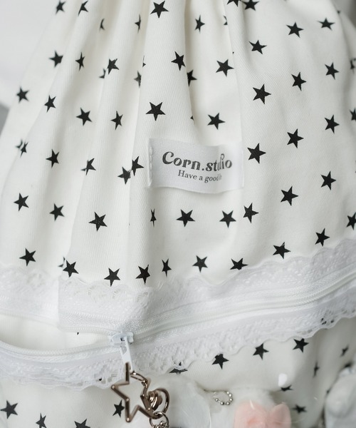 SPINNS(スピンズ)の「推しを入れられるポケットつき!痛バッグ/ナップサック(バックパック/リュック・レディース・ブルー/ホワイト・ONESIZE)」の15枚目の写真