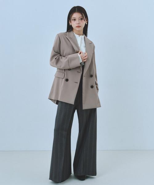 UNITED TOKYO（ユナイテッドトウキョウ）の「バックベルトレイヤードジャケット｜ウォッシャブル/ストレッチ/防シワ/秋服/冬服（テーラードジャケット・レディース・ライトブラウン/ブラック・FREE）」の18枚目の写真