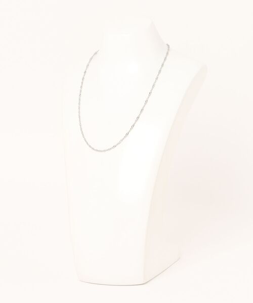 calmila(カルミラ)の「【 金属アレルギー対応 】ツイストチェーンネックレス / ステンレス 幅2mm(ネックレス・レディース・シルバー/ゴールド・ONESIZE)」の4枚目の写真