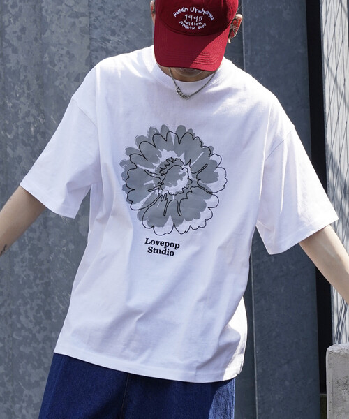 PUBLUX（パブリュクス）の「PUBLUX/パブリュクス Lovepop studio フラワー刺繍プリントTシャツ(限定展開)(UNISEX)（Tシャツ/カットソー・メンズ・ブラック/ネイビー/オフホワイト・SMALL/MEDIUM/LARGE）」の14枚目の写真