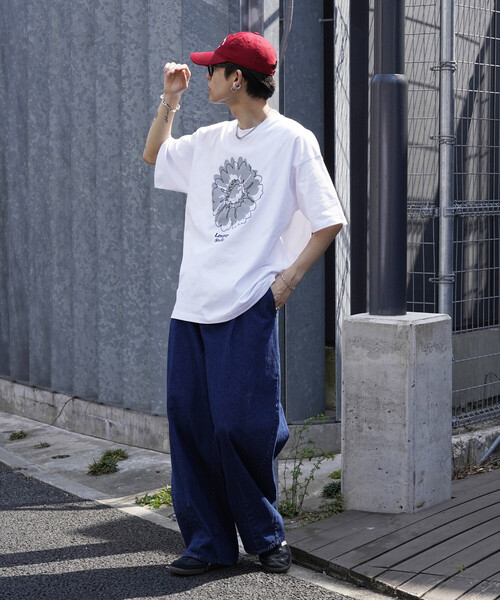 PUBLUX（パブリュクス）の「PUBLUX/パブリュクス Lovepop studio フラワー刺繍プリントTシャツ(限定展開)(UNISEX)（Tシャツ/カットソー・メンズ・ブラック/ネイビー/オフホワイト・SMALL/MEDIUM/LARGE）」の18枚目の写真