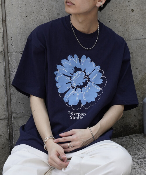 PUBLUX（パブリュクス）の「PUBLUX/パブリュクス Lovepop studio フラワー刺繍プリントTシャツ(限定展開)(UNISEX)（Tシャツ/カットソー・メンズ・ブラック/ネイビー/オフホワイト・SMALL/MEDIUM/LARGE）」の22枚目の写真