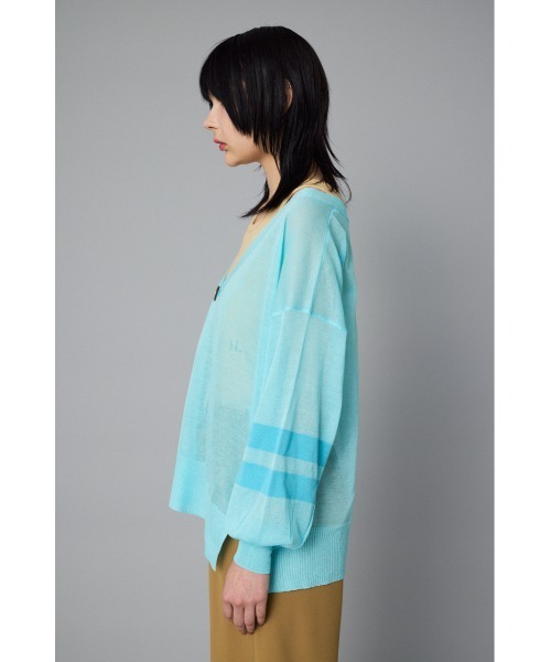 HeRIN.CYE(ヘリンドットサイ)の「Sheer line cardigan シアーラインカーディガン(カーディガン/ボレロ・レディース・ベージュ/ライトブルー/レッド・FREE)」の8枚目の写真