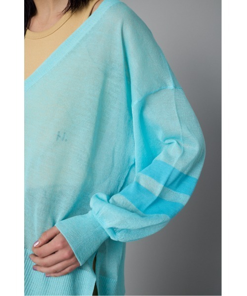 HeRIN.CYE(ヘリンドットサイ)の「Sheer line cardigan シアーラインカーディガン(カーディガン/ボレロ・レディース・ベージュ/ライトブルー/レッド・FREE)」の12枚目の写真