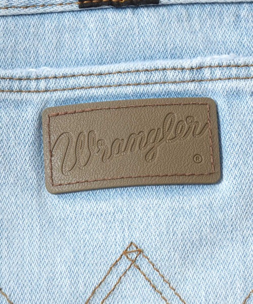Wrangler(ラングラー)の「Wrangler(ラングラー)DENIM SHORTS/ヴィンテージウォッシュ・ダメージ加工デニムショーツ メンズ レディース ユニセックス/ジョーツ(デニムパンツ・メンズ・ライトインディゴブルー/インディゴブルー・M/L/XL/S)」の18枚目の写真