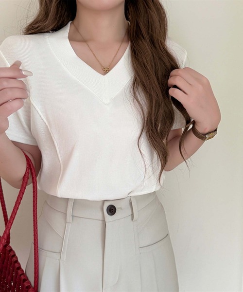 LAFFMO（ラフモ）の「Vネック半袖カットソー（Tシャツ/カットソー・レディース・ブルー/イエロー/ベージュ/グレー/ブラック/ホワイト・F）」の20枚目の写真