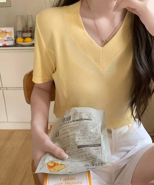 LAFFMO（ラフモ）の「Vネック半袖カットソー（Tシャツ/カットソー・レディース・ブルー/イエロー/ベージュ/グレー/ブラック/ホワイト・F）」の11枚目の写真