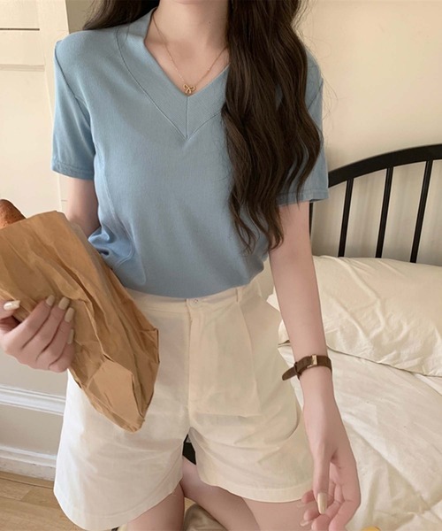 LAFFMO（ラフモ）の「Vネック半袖カットソー（Tシャツ/カットソー・レディース・ブルー/イエロー/ベージュ/グレー/ブラック/ホワイト・F）」の14枚目の写真