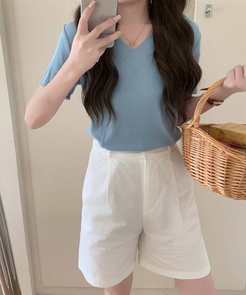 LAFFMO（ラフモ）の「Vネック半袖カットソー（Tシャツ/カットソー・レディース・ブルー/イエロー/ベージュ/グレー/ブラック/ホワイト・F）」の18枚目の写真