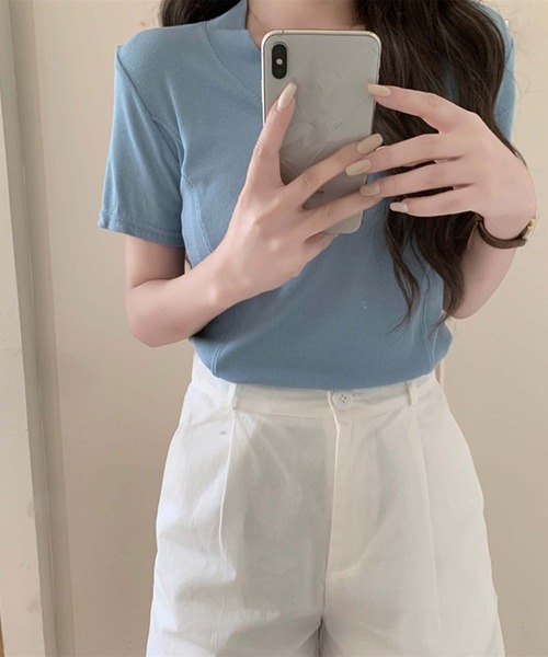 LAFFMO（ラフモ）の「Vネック半袖カットソー（Tシャツ/カットソー・レディース・ブルー/イエロー/ベージュ/グレー/ブラック/ホワイト・F）」の15枚目の写真