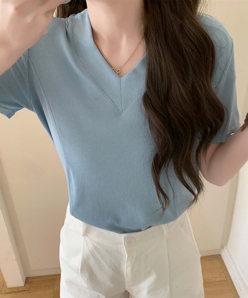 LAFFMO（ラフモ）の「Vネック半袖カットソー（Tシャツ/カットソー・レディース・ブルー/イエロー/ベージュ/グレー/ブラック/ホワイト・F）」の16枚目の写真