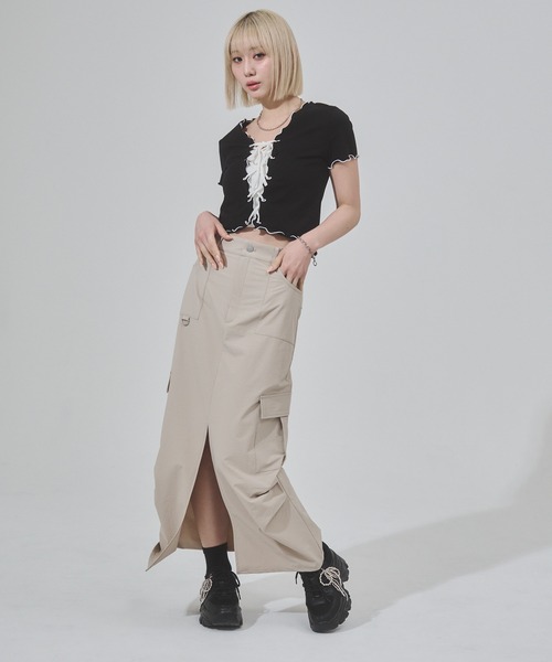 ENVYM（アンビー）の「ナイロンカーゴマキシスカート（スカート・レディース・ブラック/ベージュ・FREE）」の9枚目の写真