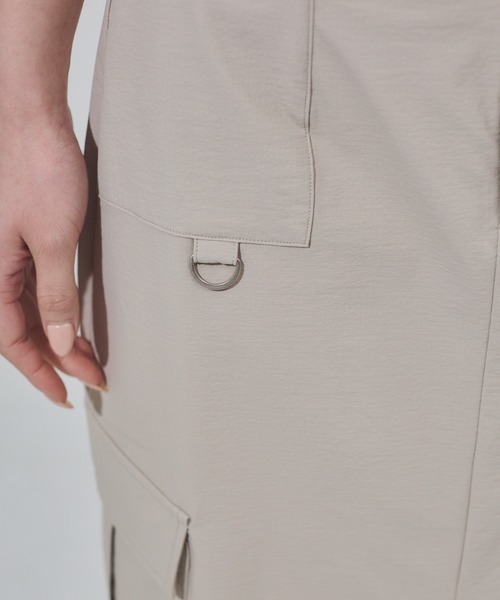 ENVYM（アンビー）の「ナイロンカーゴマキシスカート（スカート・レディース・ブラック/ベージュ・FREE）」の6枚目の写真