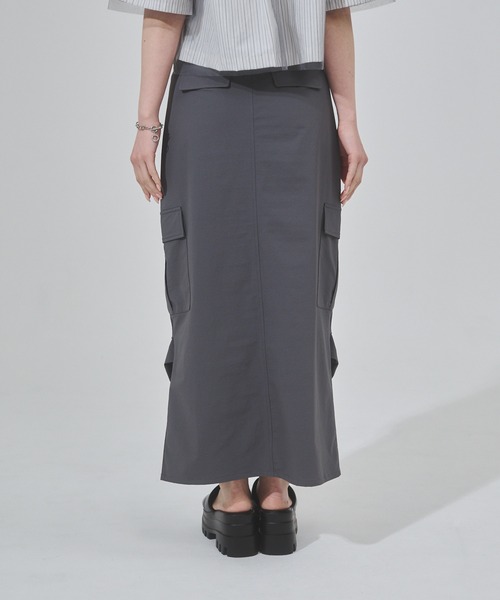 ENVYM（アンビー）の「ナイロンカーゴマキシスカート（スカート・レディース・ブラック/ベージュ・FREE）」の15枚目の写真