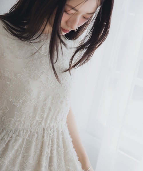 Petitjo（プッチージョ）の「小さいサイズ　ジャガードスリーブワンピース　低身長さん・小柄女性（ワンピース・レディース・ブラック/ベージュ・PS/PM/PL/PSS）」の3枚目の写真