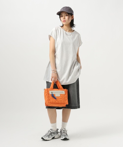 BAYFLOW（ベイフロー）の「サイドスピンドルチュニック（Tシャツ/カットソー・レディース・チャコール/ブルー/ホワイト・FREE）」の17枚目の写真