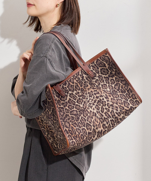 ＜A VACATION＞CLUB BAG トートバッグ A VACATION トートバッグ 「A VACATION」CLUB BAG LEO
